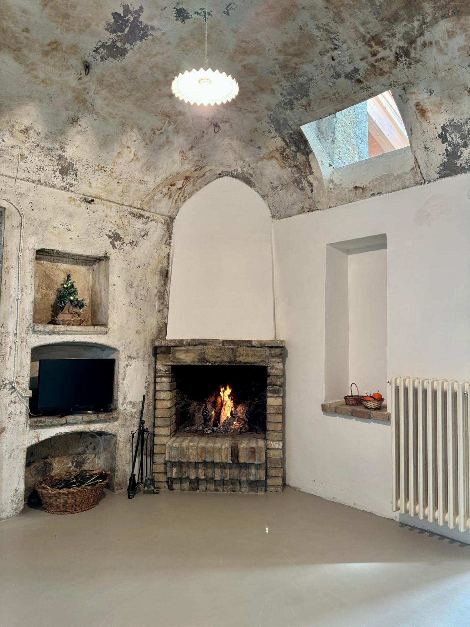 Retro Apartment Castel Di Sangro Bagian luar foto